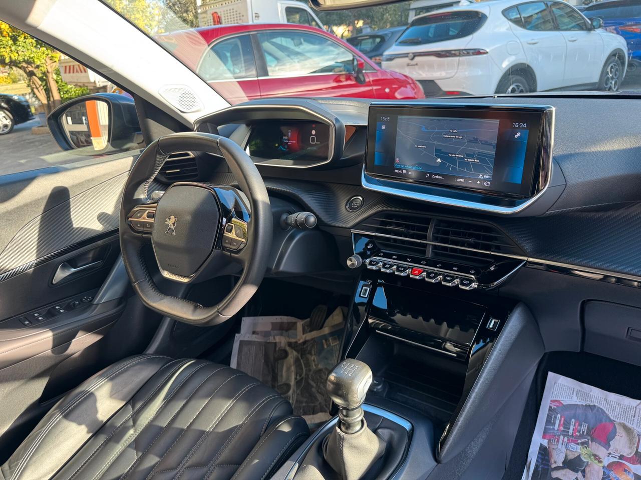 Peugeot 2008 BlueHDi 100 S&S Allure