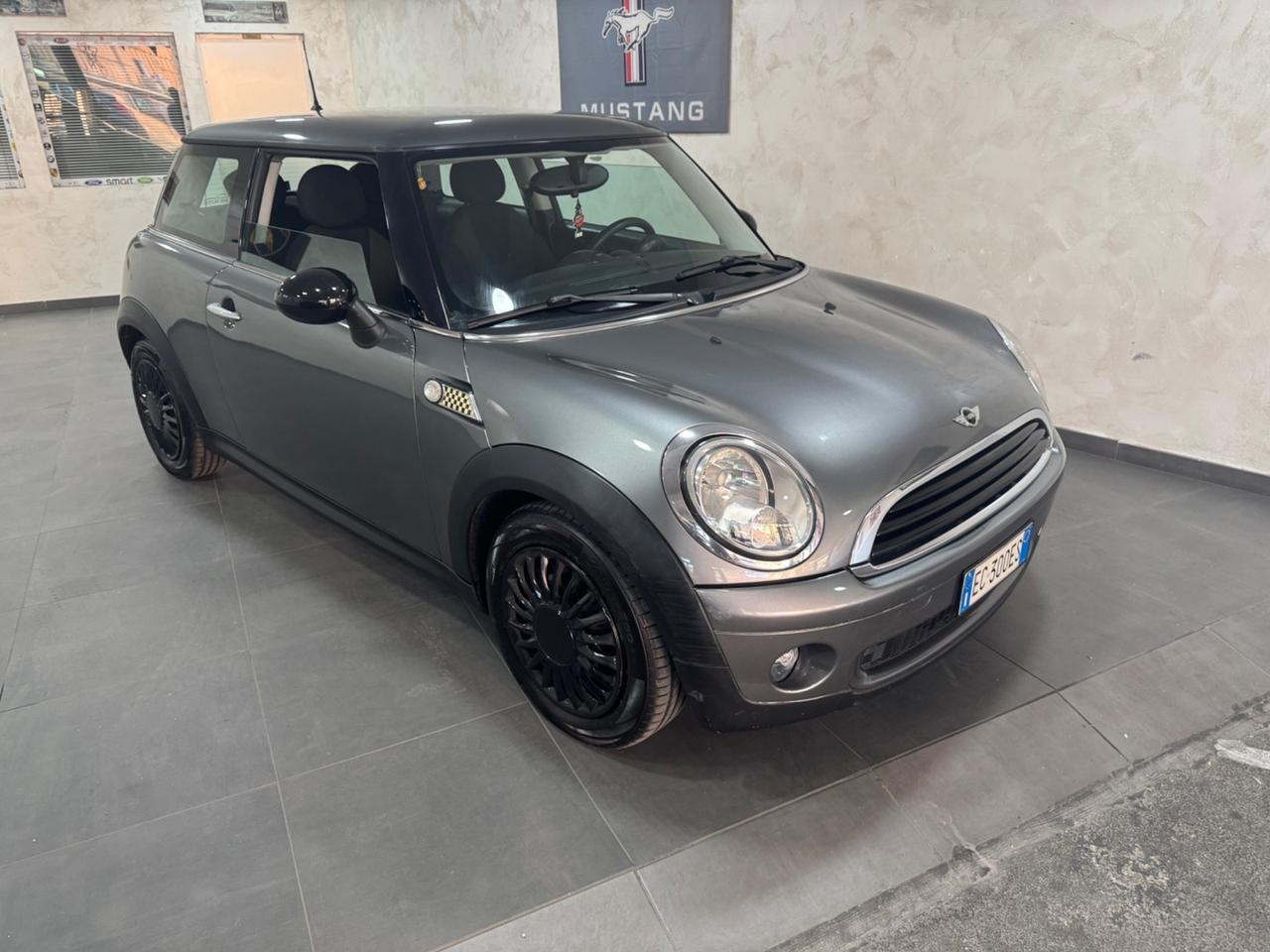 Mini 1.6 16V One (55kW)