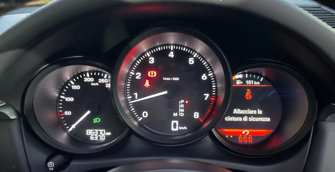 Porsche Macan 2.0 265CV 2022