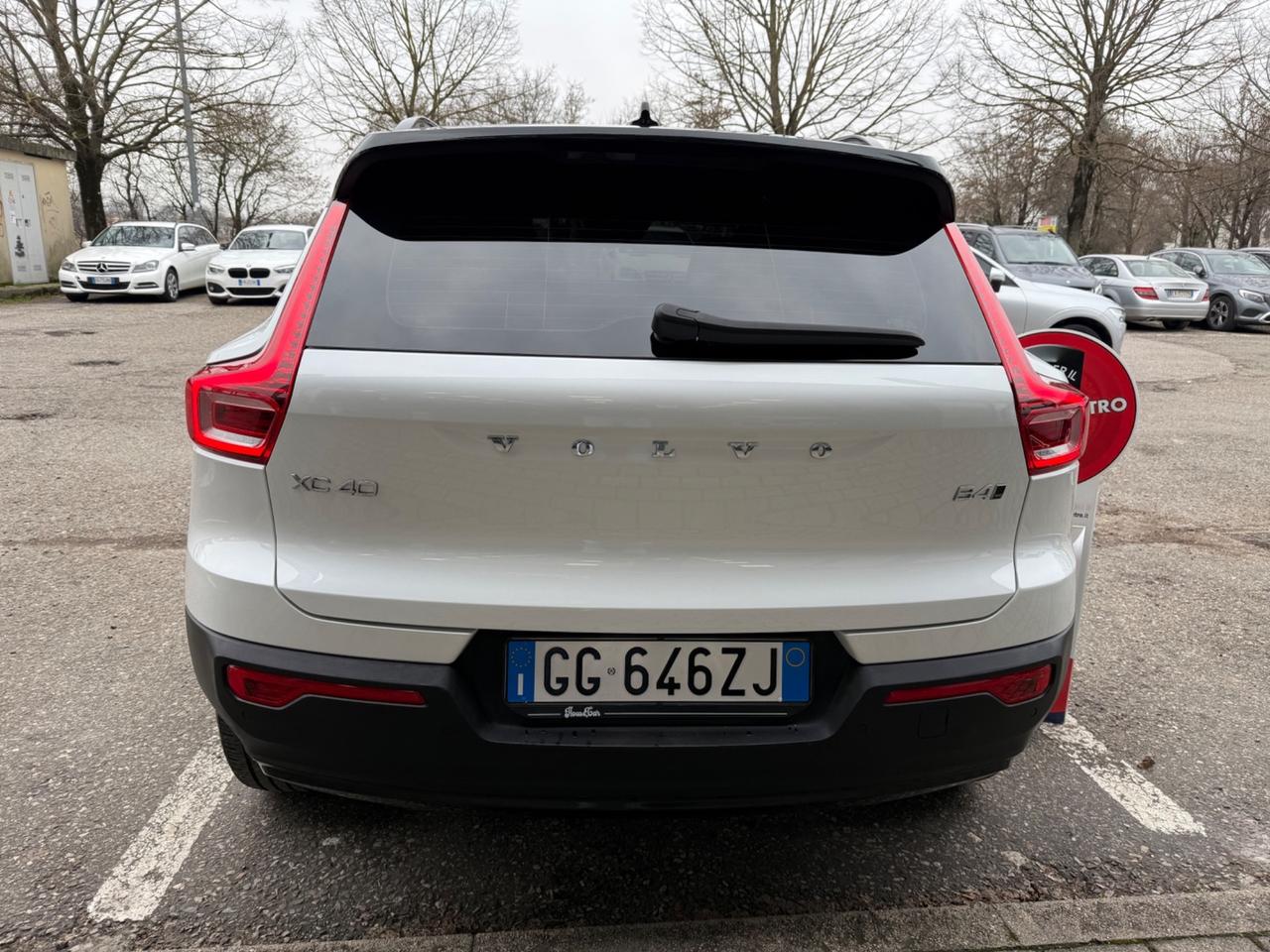 Volvo XC40 B4 AWD Geartronic R-design