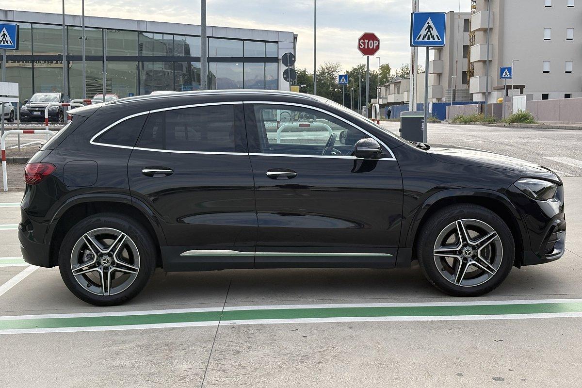 MERCEDES GLA 250 e hybrid EQ AMG Line Advanced Plus