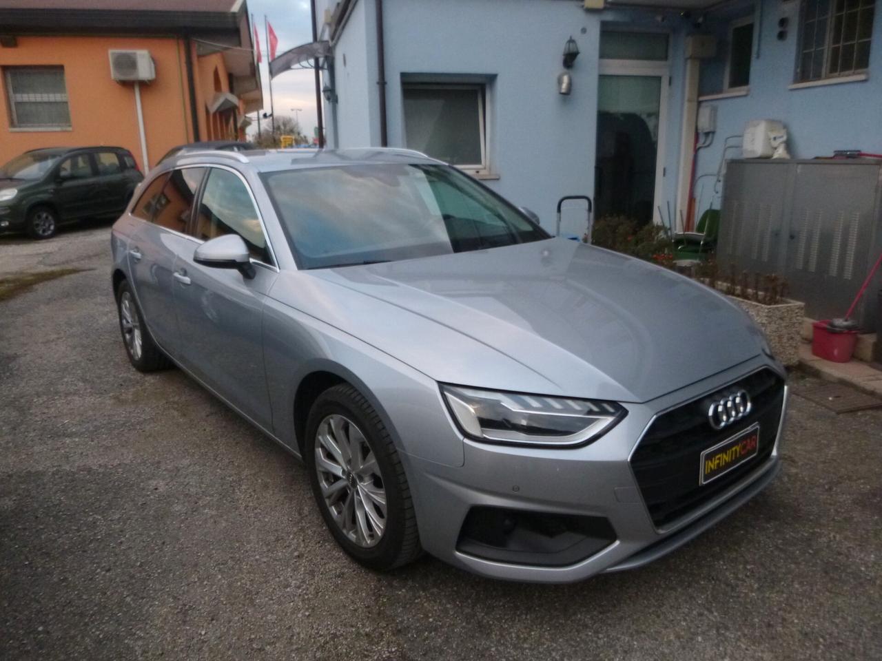 Audi A4 Avant 35 TDI/163 CV S tronic S line edition