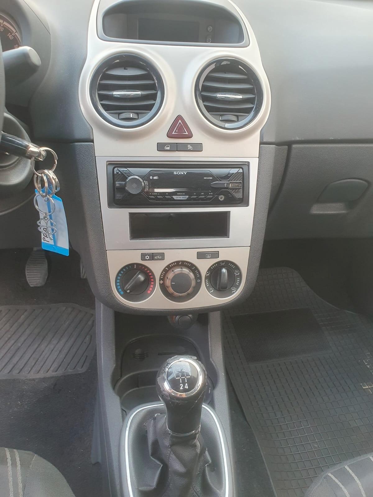 Opel Corsa 1.2