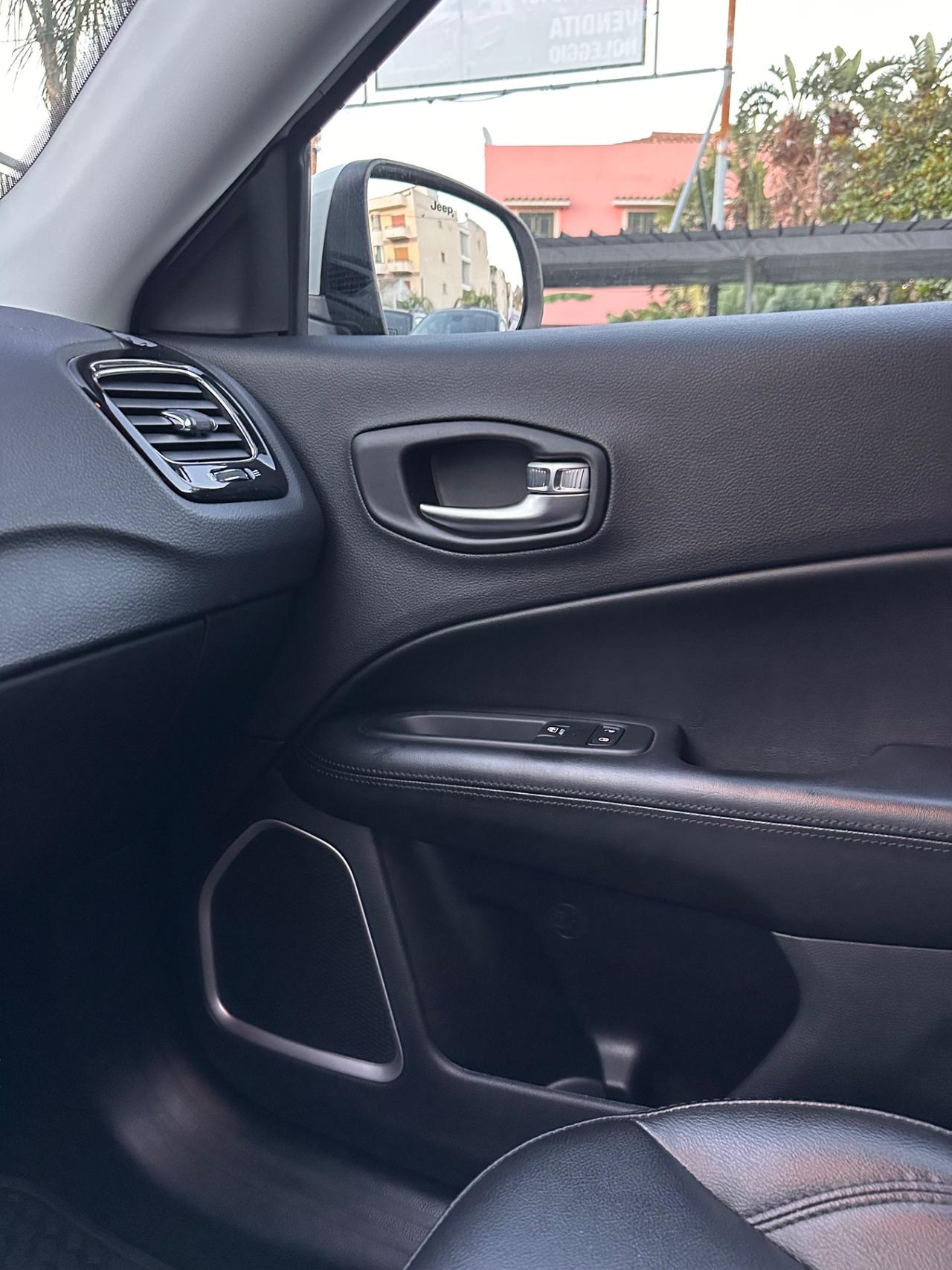 Jeep Compass 1.6 Multijet II 2WD Night Eagle