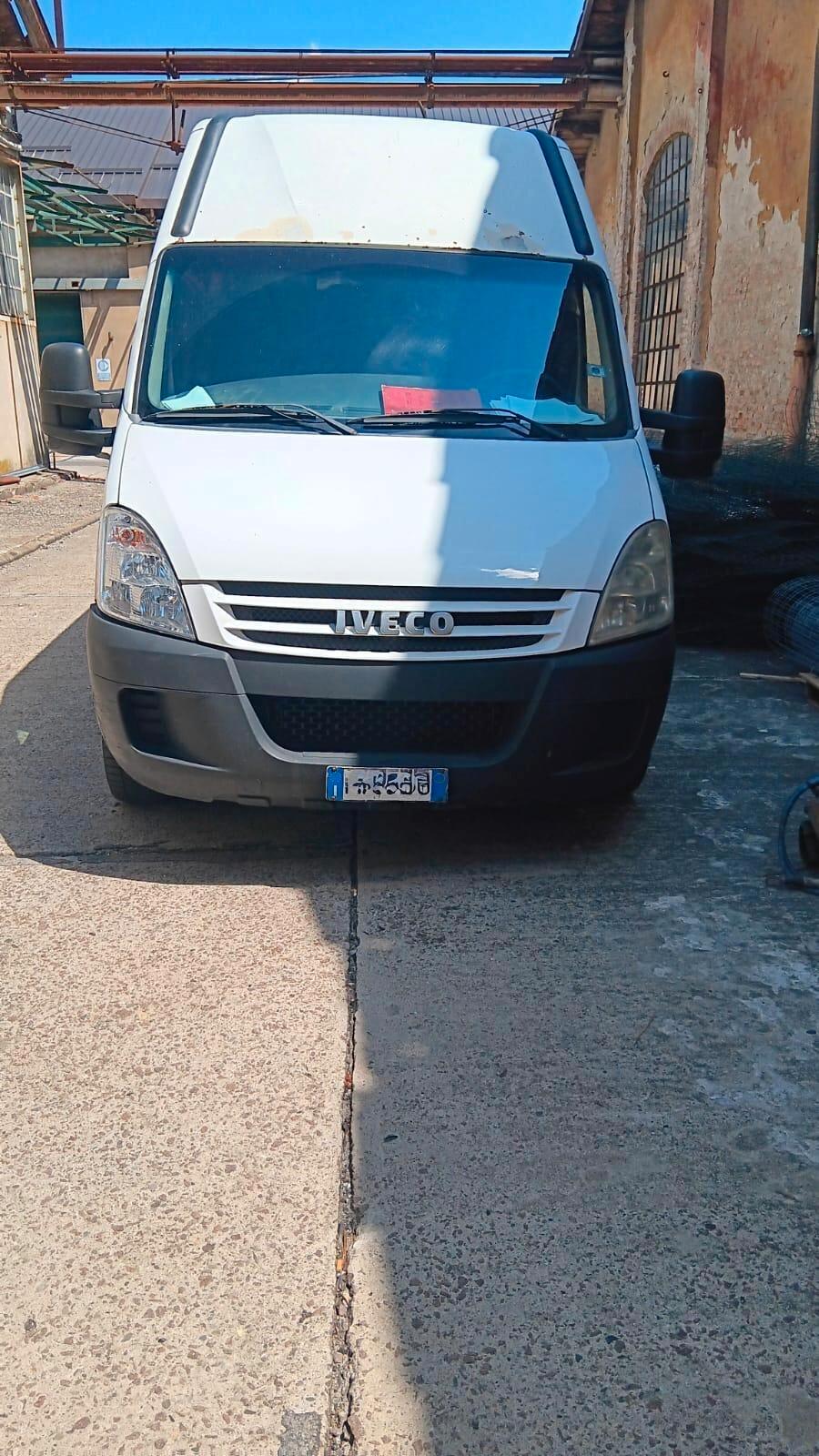 Iveco Daily 35C12V 2.3 Hpi PL-TA-RG Furg.