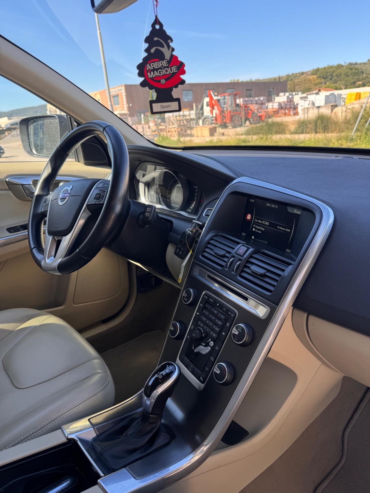 Volvo XC 60 XC60 D4 Geartronic R-design Momentum