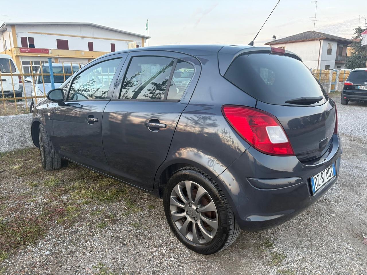 Opel Corsa 1.2 5 porte Edition