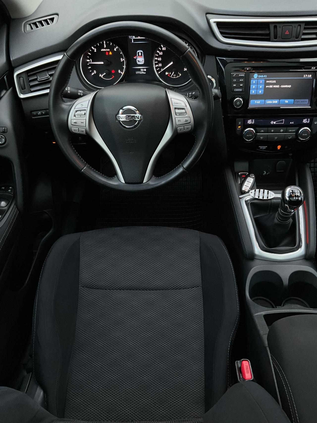 NISSAN QASHQAI 1.6 DCI TEKNA