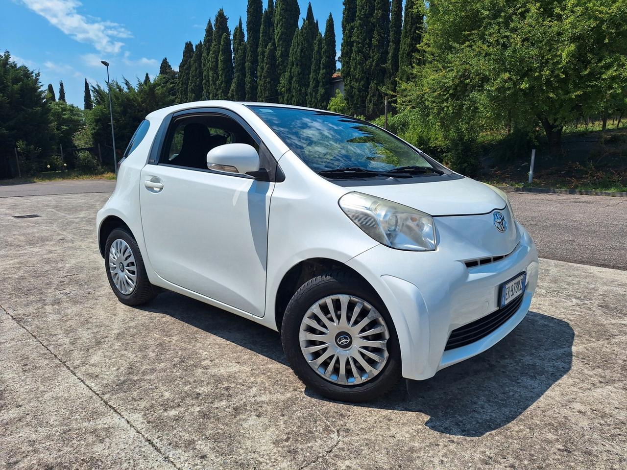 Toyota iQ 1.0 CVT Trend CAMBIO AUTOMATICO