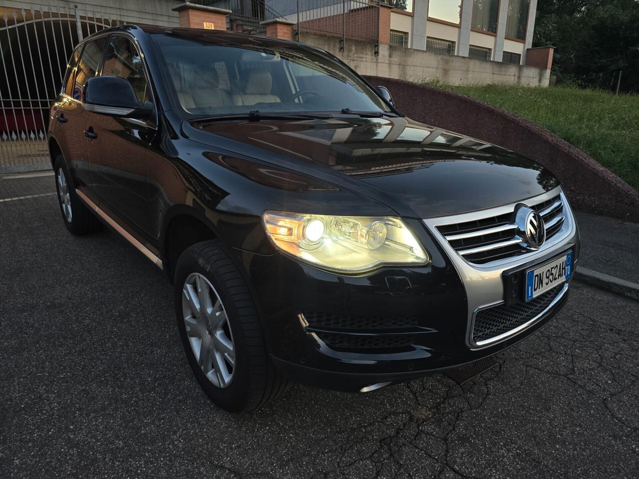 Volkswagen Touareg R5 TDI Tiptronic Exclusive
