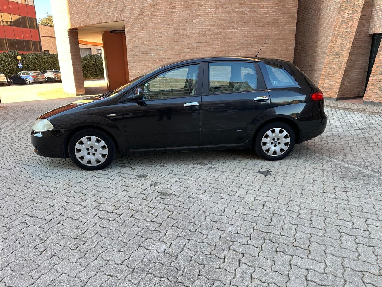 Fiat Croma 1.9 Multijet Active