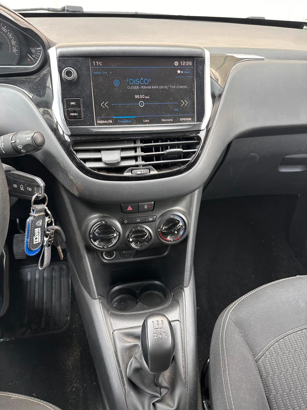 Peugeot 208 PureTech 82cv 5 porte Active