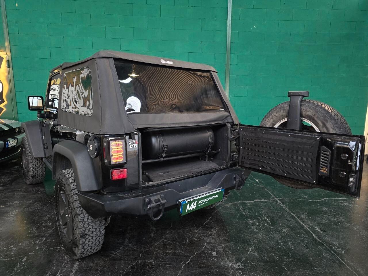 Jeep Wrangler 3.8 Rubicon Auto