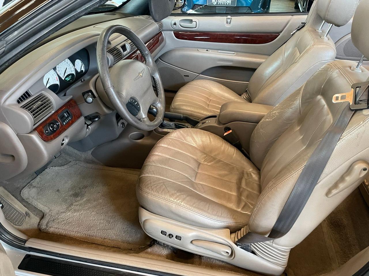 Chrysler Sebring 2.7 V6 24V cat LX Cabrio Autost.
