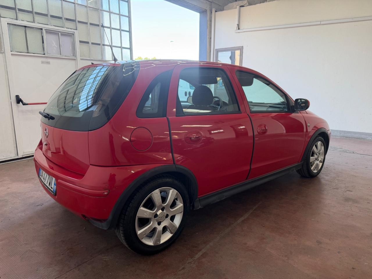 Opel Corsa 1.2 5 porte