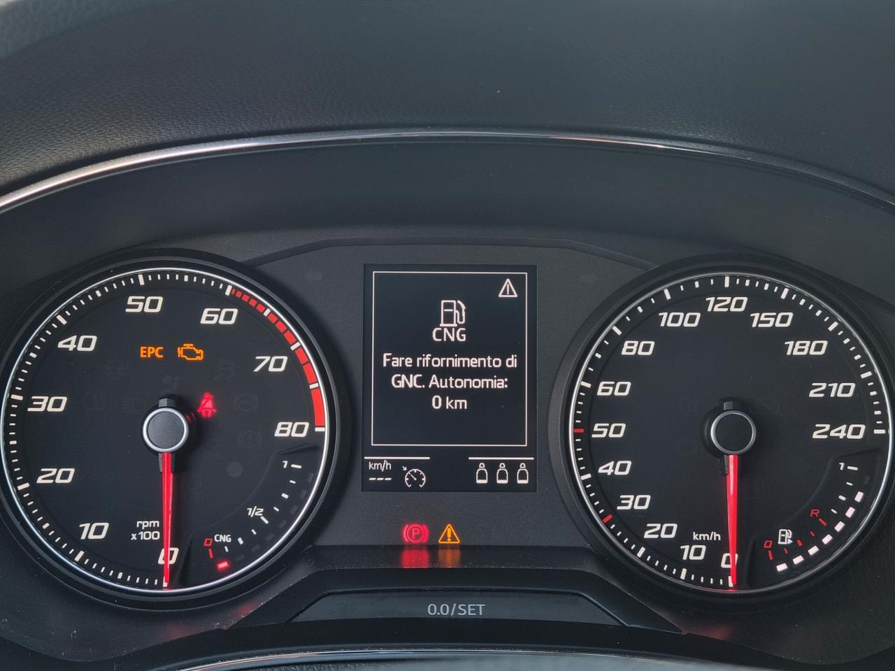 Seat Arona 2017 1.0 tgi Xcellence 90cv