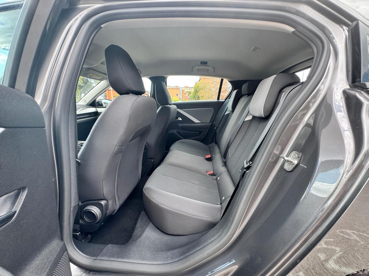 Opel Astra 1.2 t Elegance AZIENDALE-UNIPRO'-SERVICE