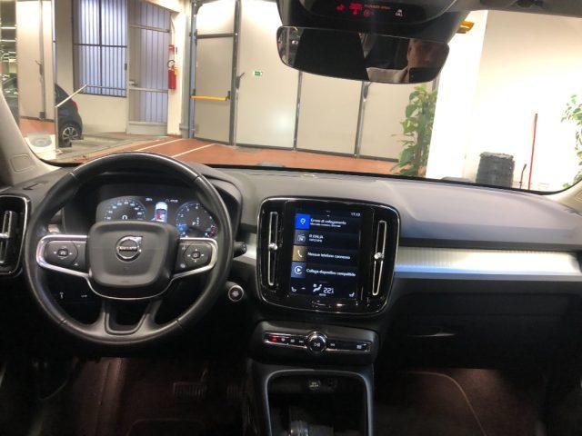 VOLVO XC40 T3 Geartronic Momentum