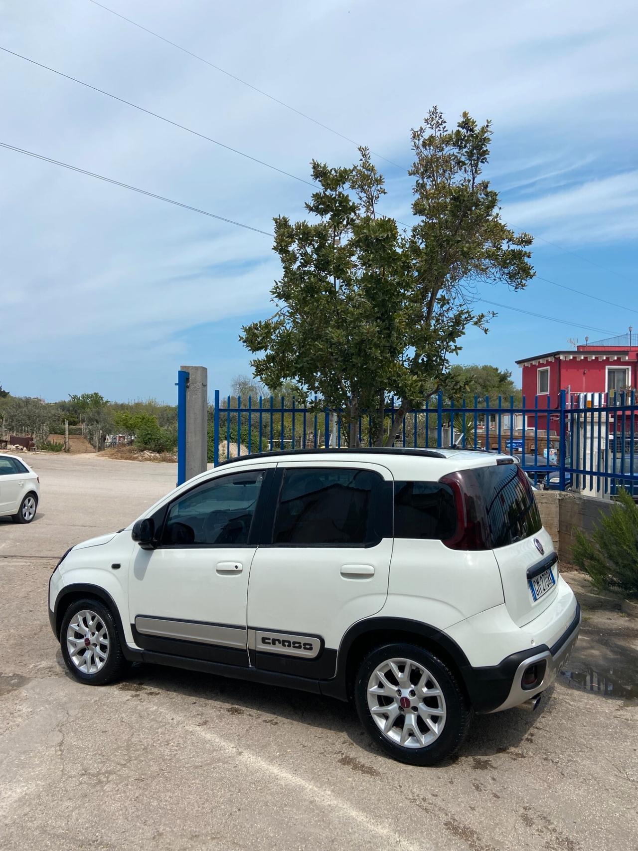 Fiat Panda 1.3 MJT allestimento CROSS 2016