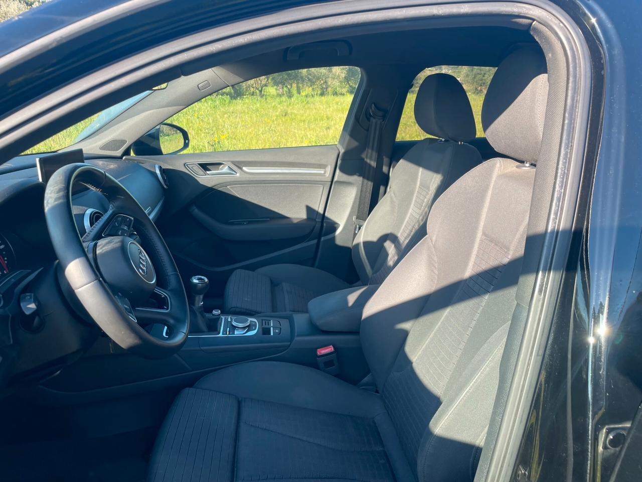 Audi A3 SPB 1.6 TDI Sport FINANZIABILE