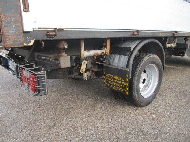 Iveco Daily 35C11 2.3 110 E4 RIBALTABILE TRILATERA
