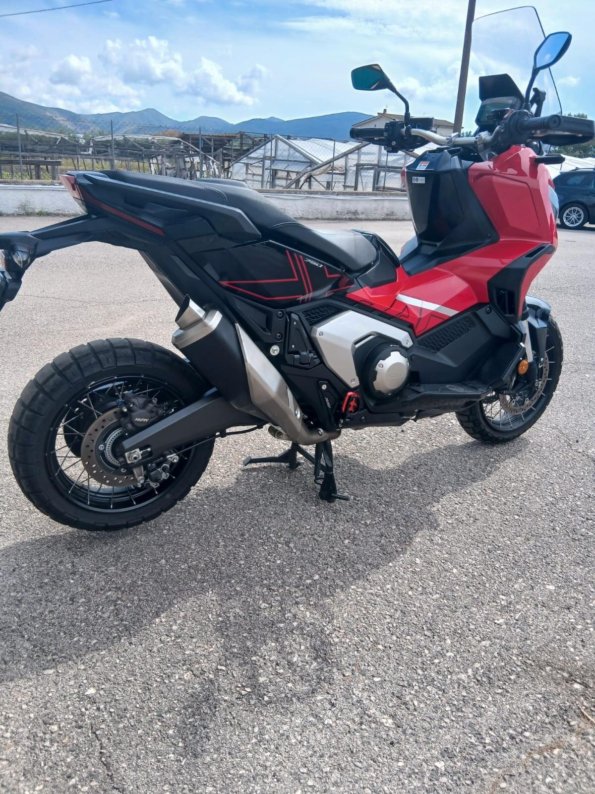 Honda X-ADV 750