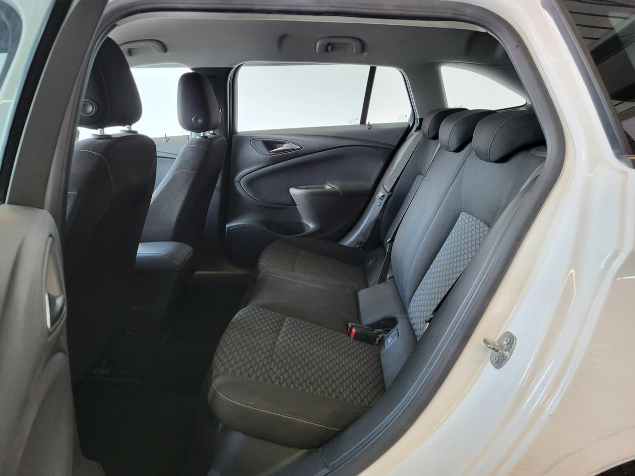 Opel Astra 1.6 CDTi 110CV Start&Stop Sports Tourer Business