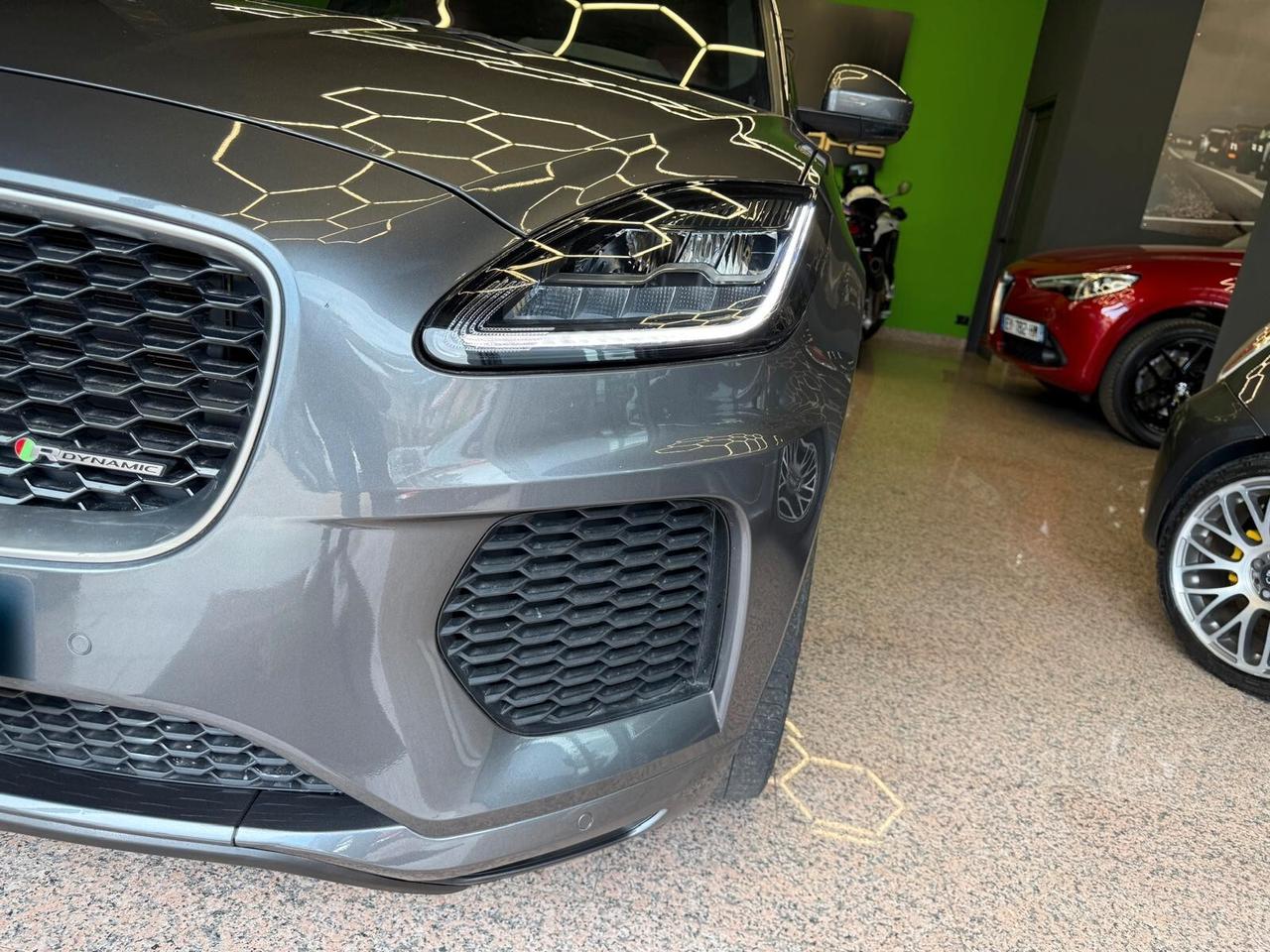 Jaguar E-Pace 2.0D 150 CV AWD aut. R-Dynamic SE