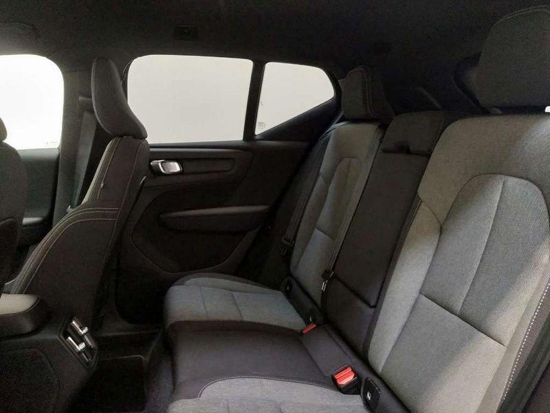 Volvo XC40 2.0 b3 Core auto