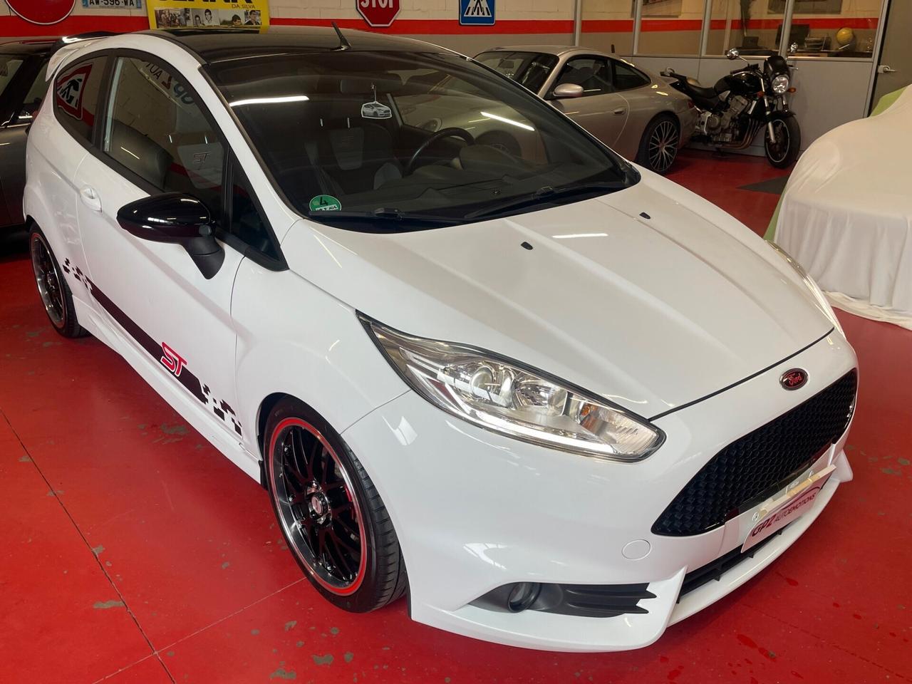 Ford Fiesta 1.6 182CV 3 porte ST TELECAMERA POSTERIORE