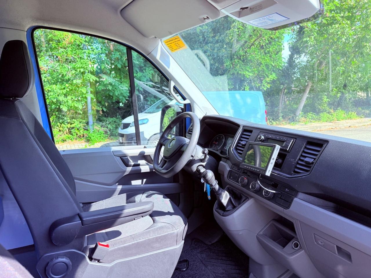 Volkswagen Crafter BOX-2020 UNICIO PROP OK PERMUTE