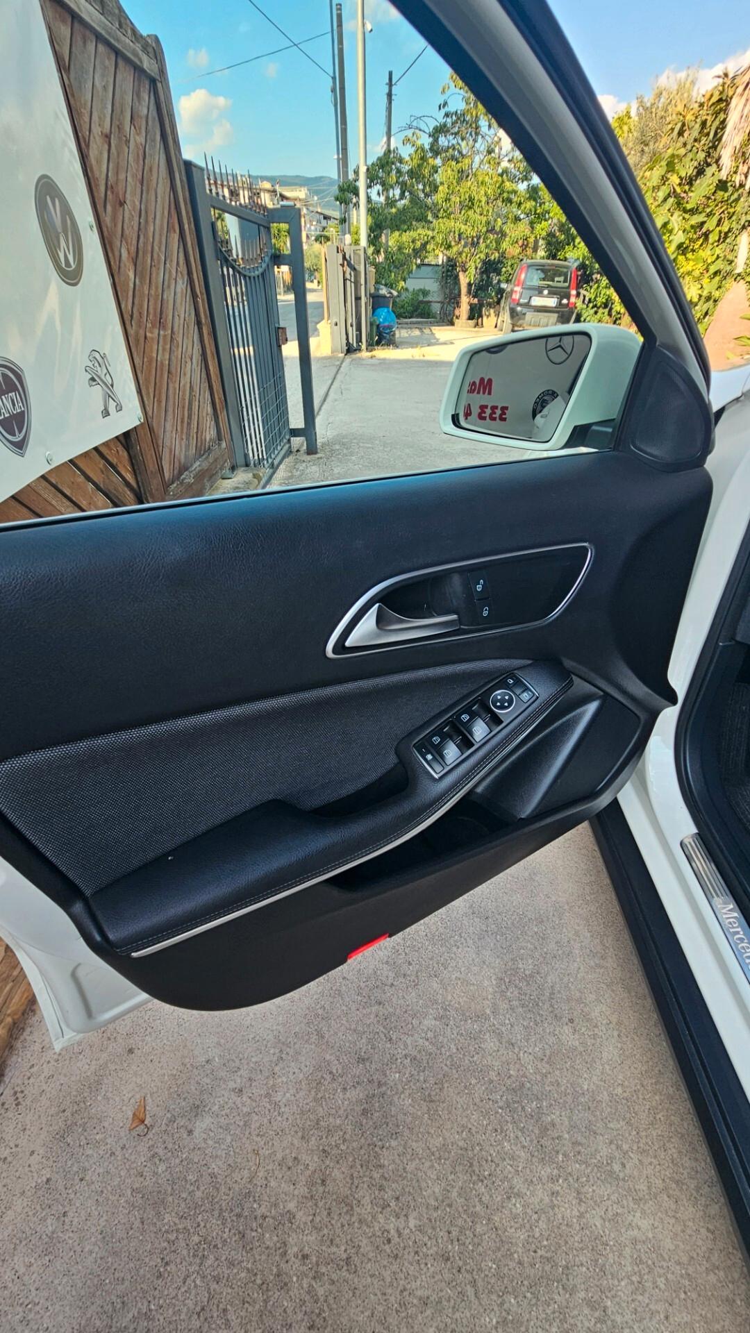 Mercedes-benz GLA 200 d Premium
