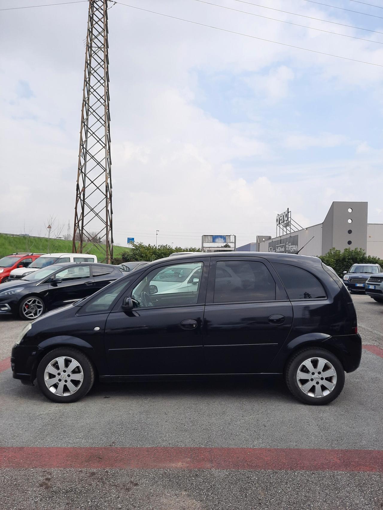 Opel Meriva 1.7 CDTI 101CV Cosmo