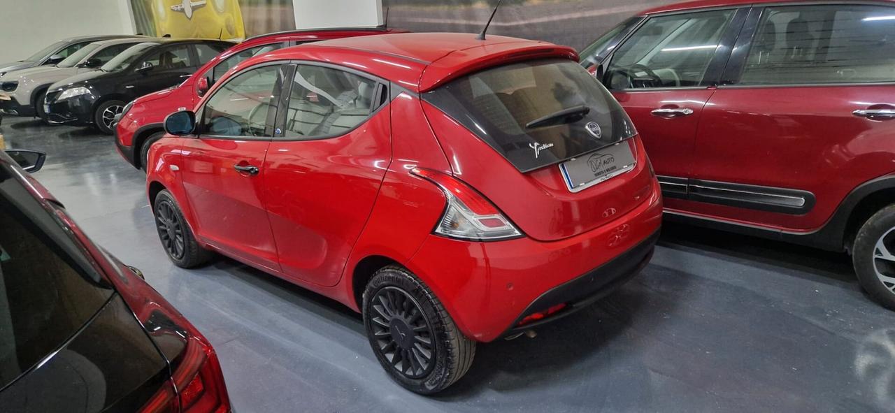 Lancia Ypsilon 1.2 69 CV 5 porte GPL Ecochic Gold
