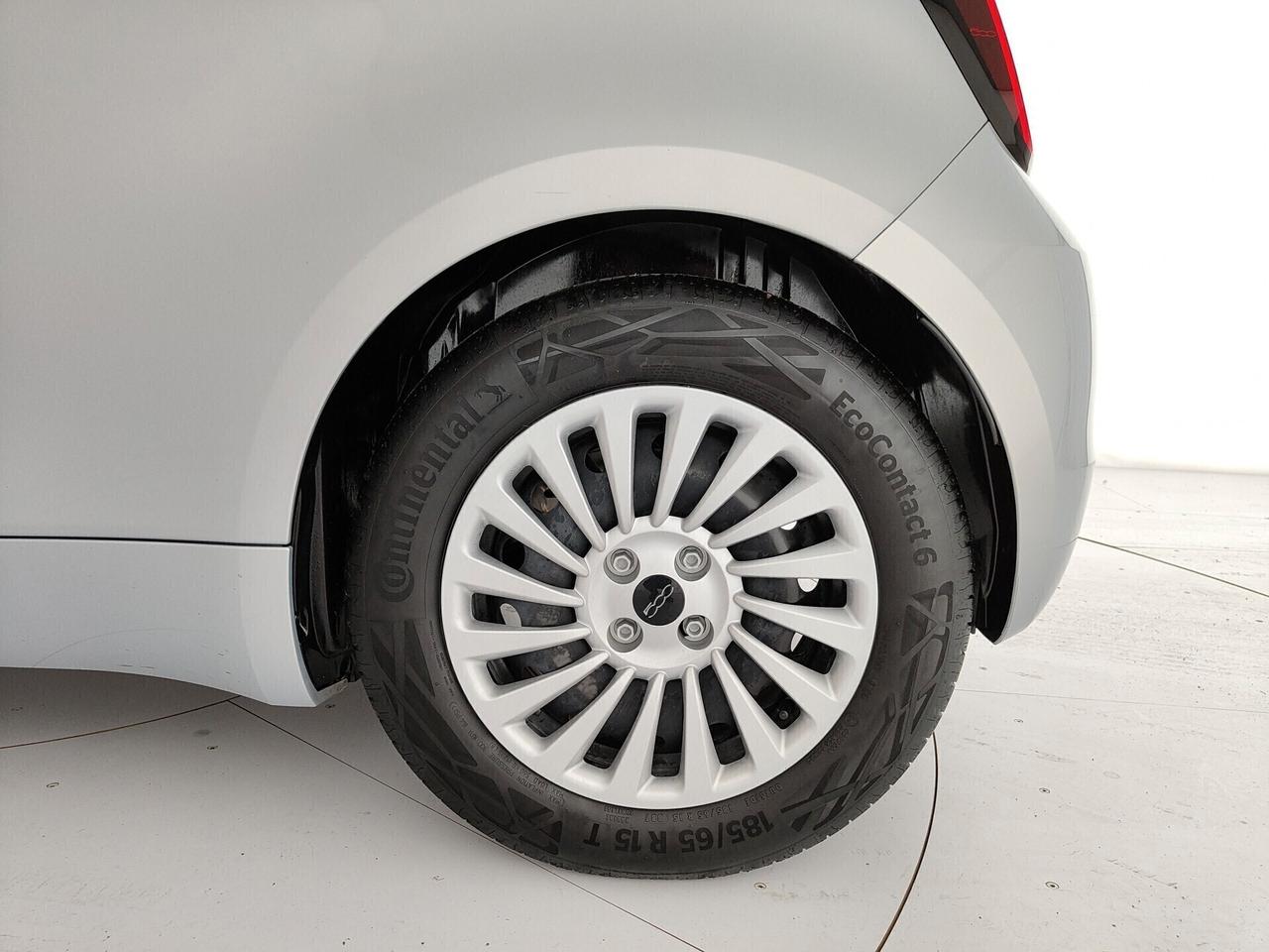 Fiat 500e Berlina 23,8 kWh