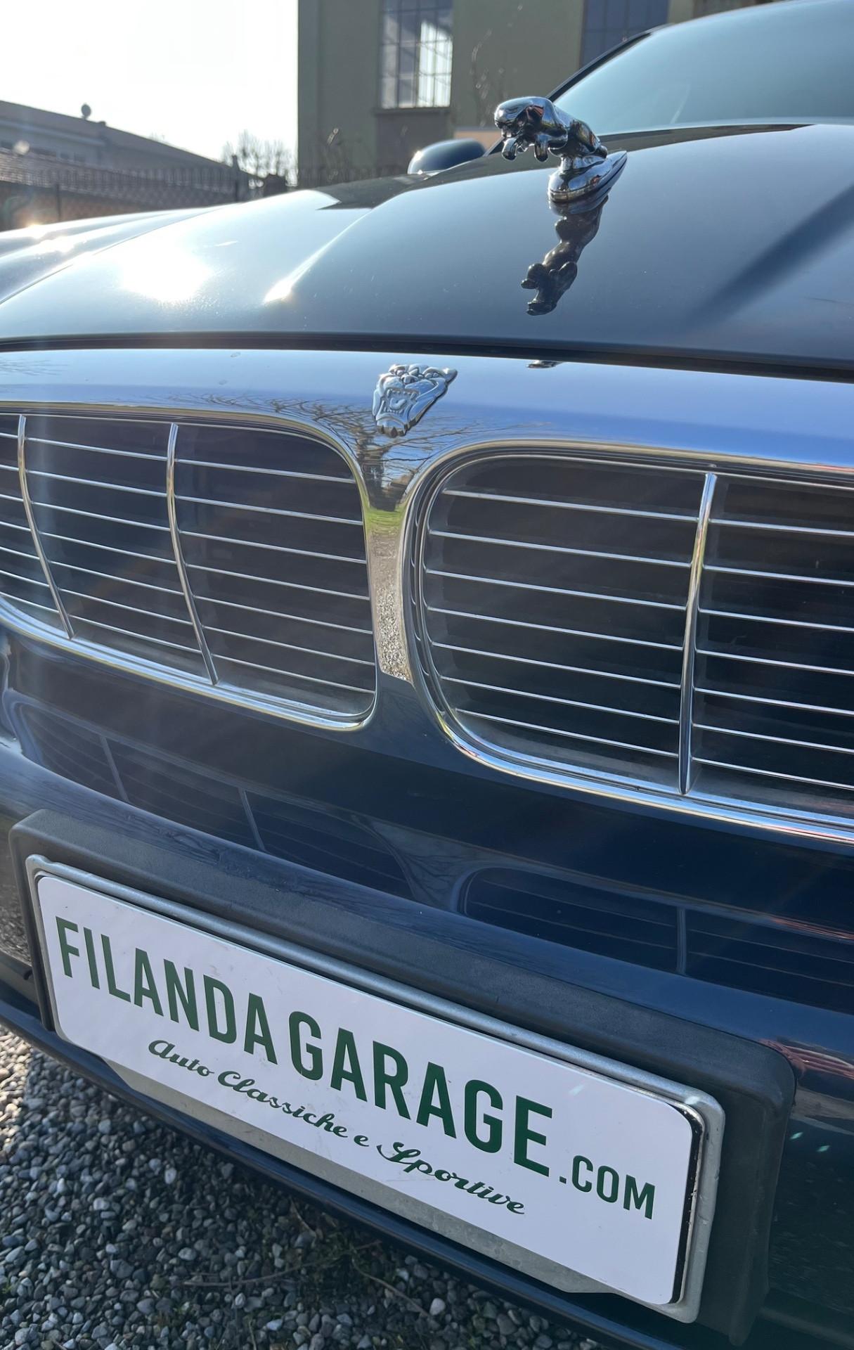 Jaguar XJ 2.7 D V6 cat Executive