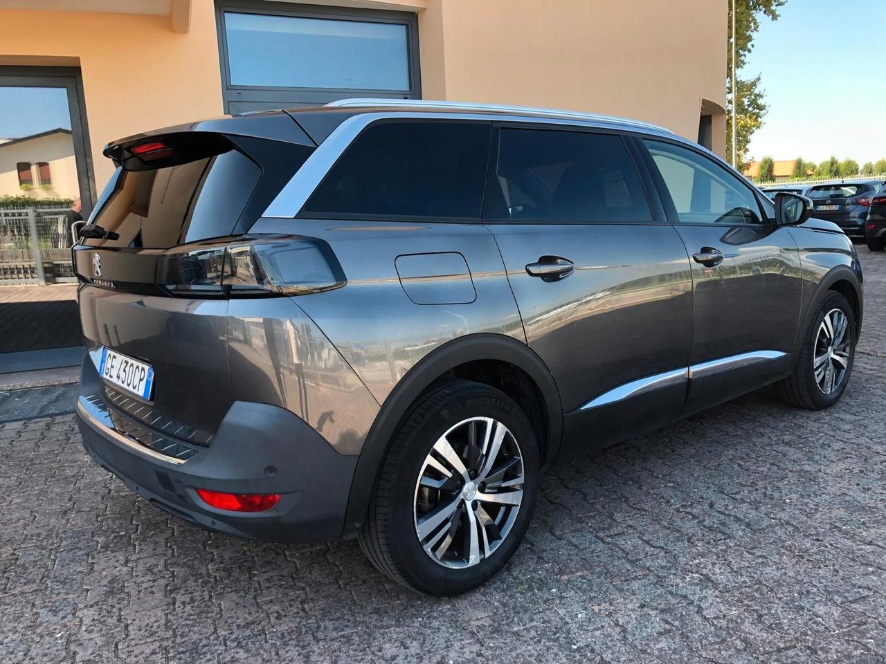 Peugeot 5008 BlueHDi RESTYLING