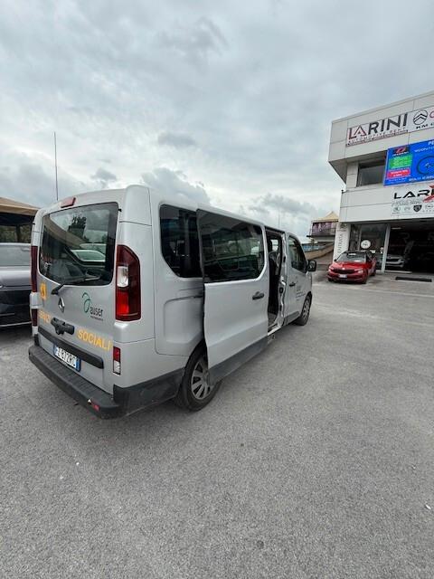 Renault Trafic T27 2.0 dCi 120CV PC-TN Zen 9 POSTI