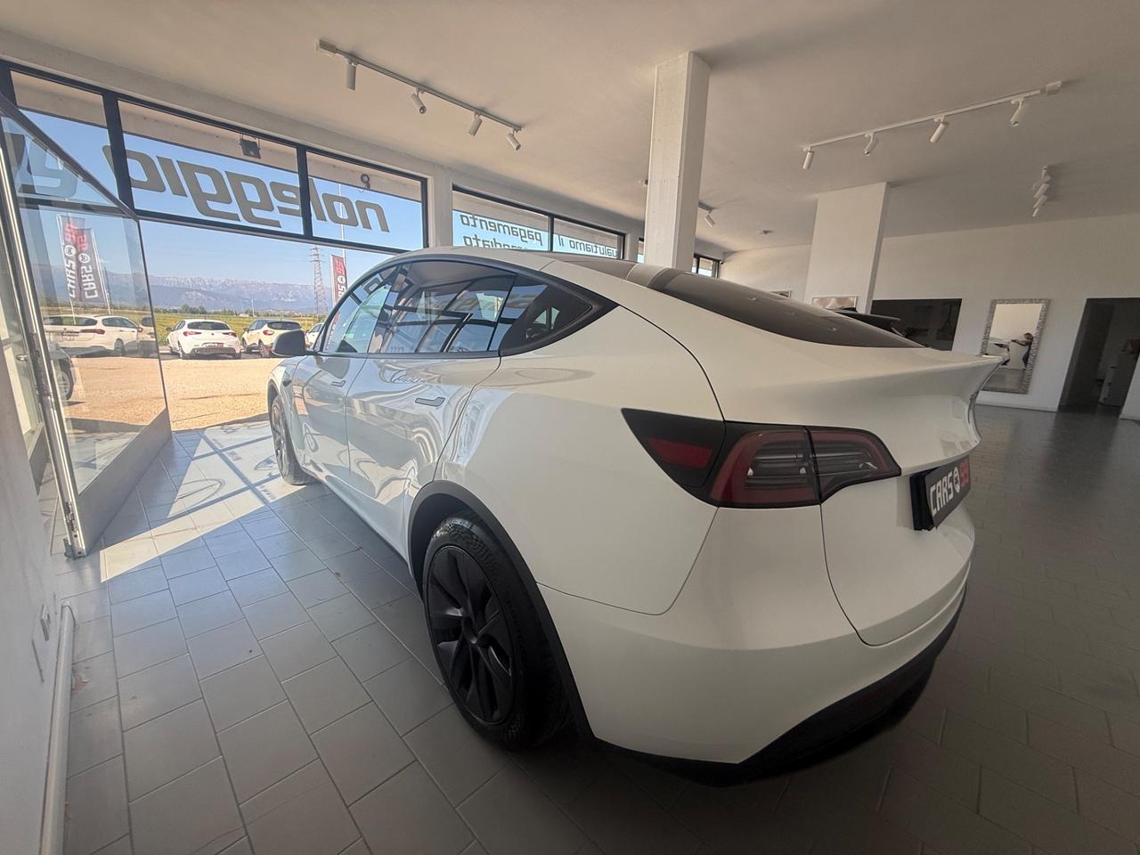 Tesla Model Y RWD