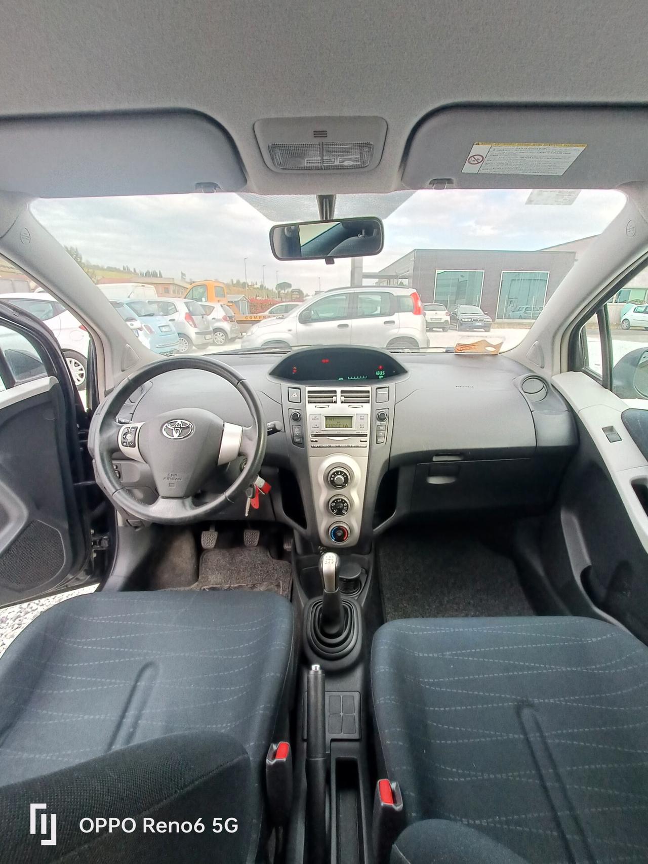 Toyota Yaris 1.3 5 porte Sol