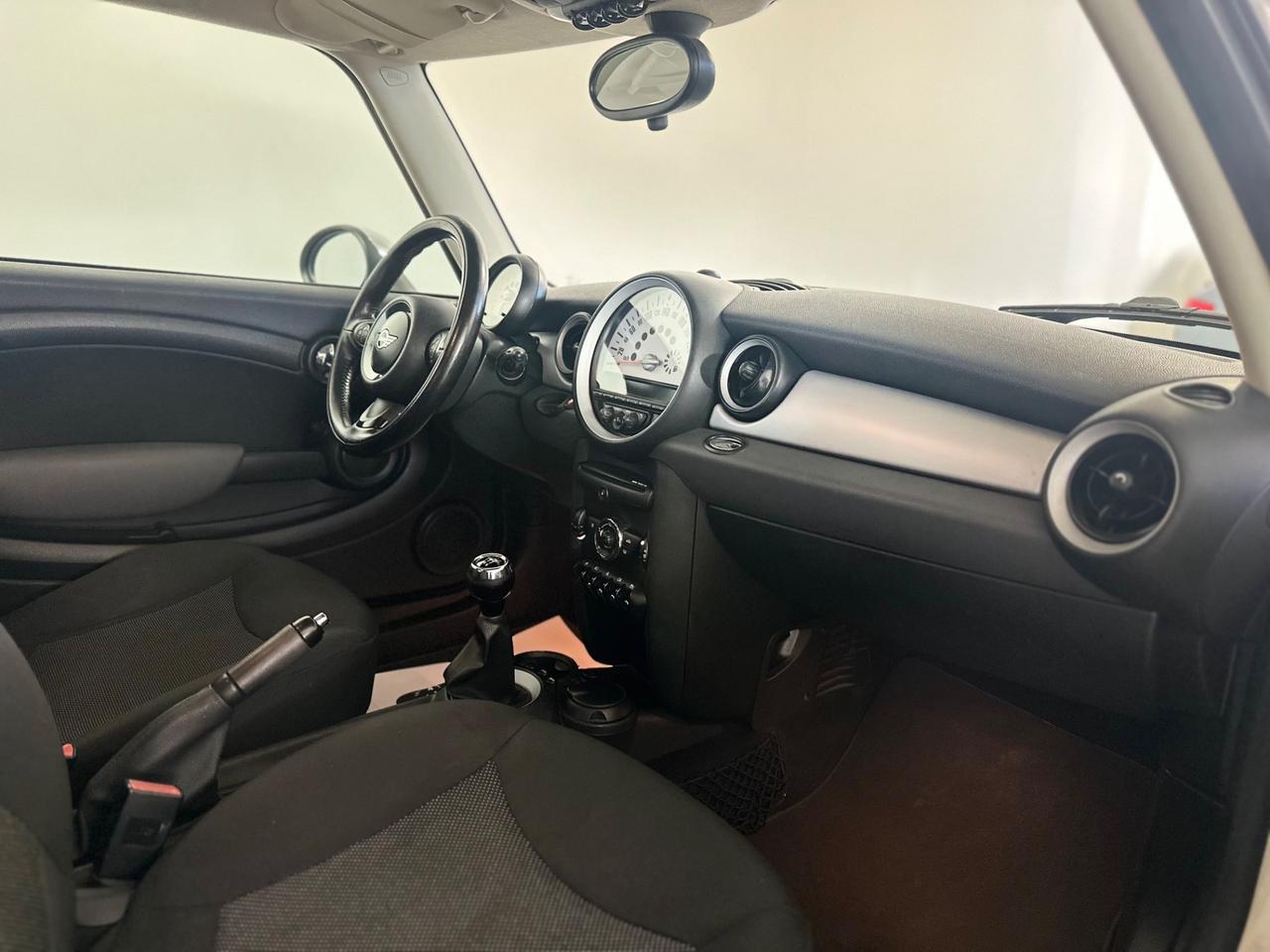 Mini 1.6 16V Cooper D NEOPATENTATI