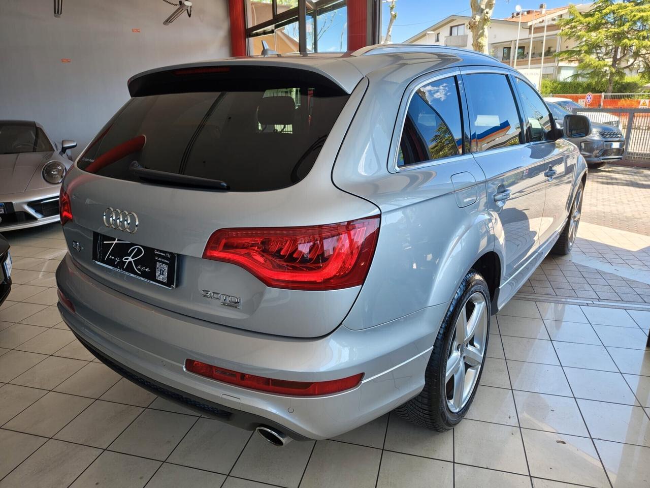 Audi Q7 3.0 TDI 240 CV quattro S-LINE GANCIO TRAINO UNIPRO