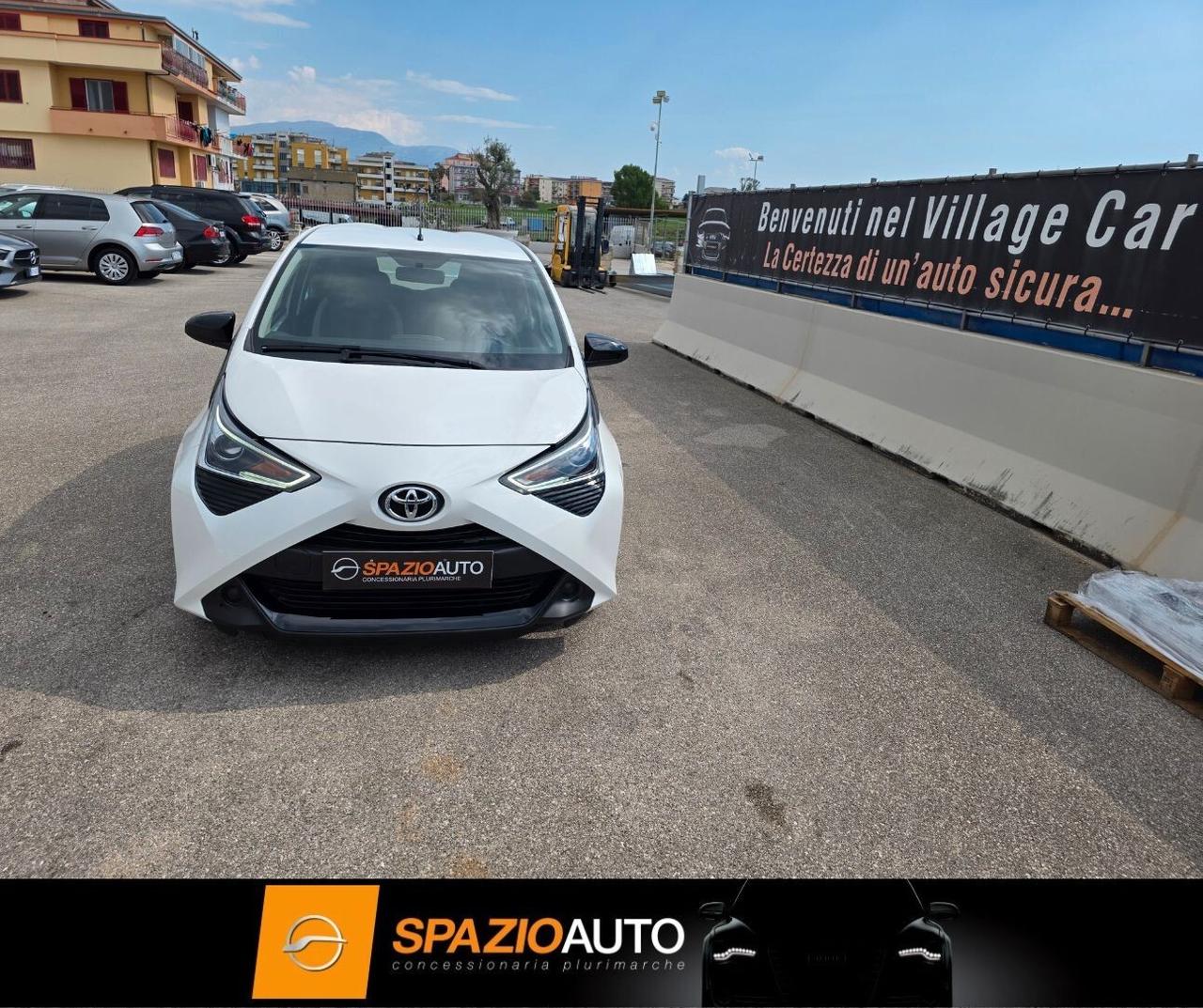 Toyota Aygo Connect 1.0 VVT-i 72 CV *CONFORT*