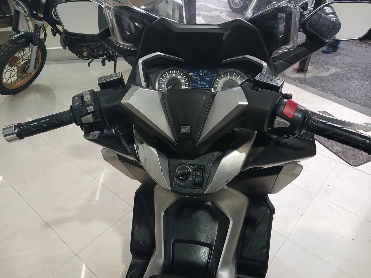 Honda Forza 300 SPORT GARANTITO 12 MESI