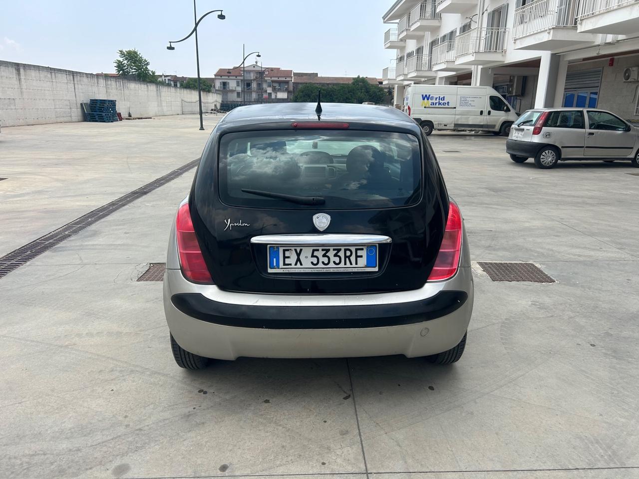 Lancia Ypsilon 1.2 16V Oro GPL