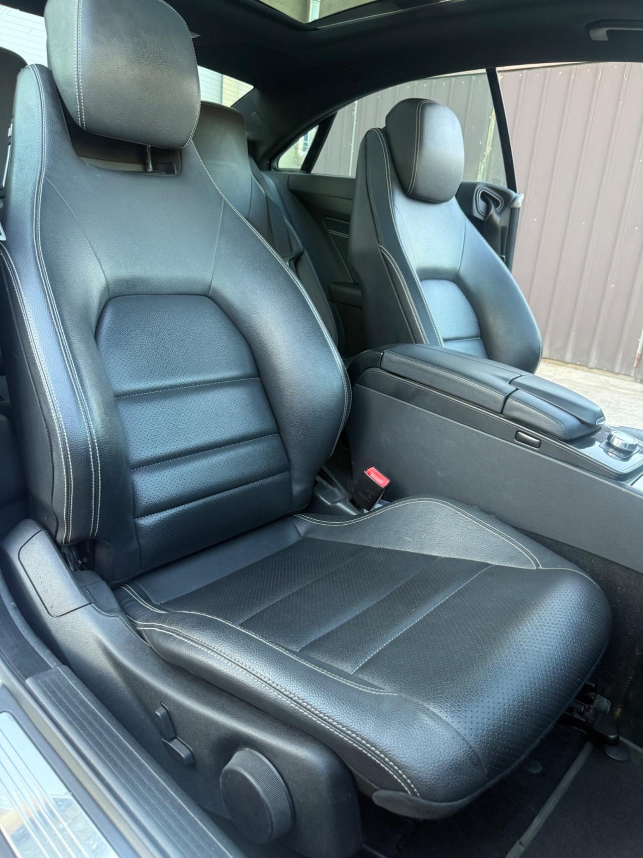 Mercedes-benz E 220 Coupé BlueTEC Premium