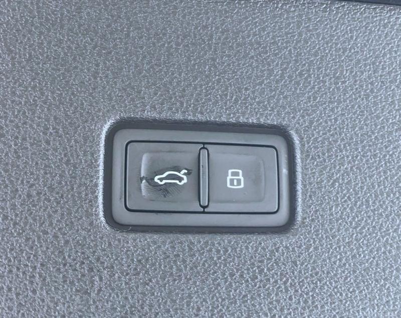 Audi Q8 TDI 210kW quattro tip. S Line Edition * 4 RUOTE STERZANTI *