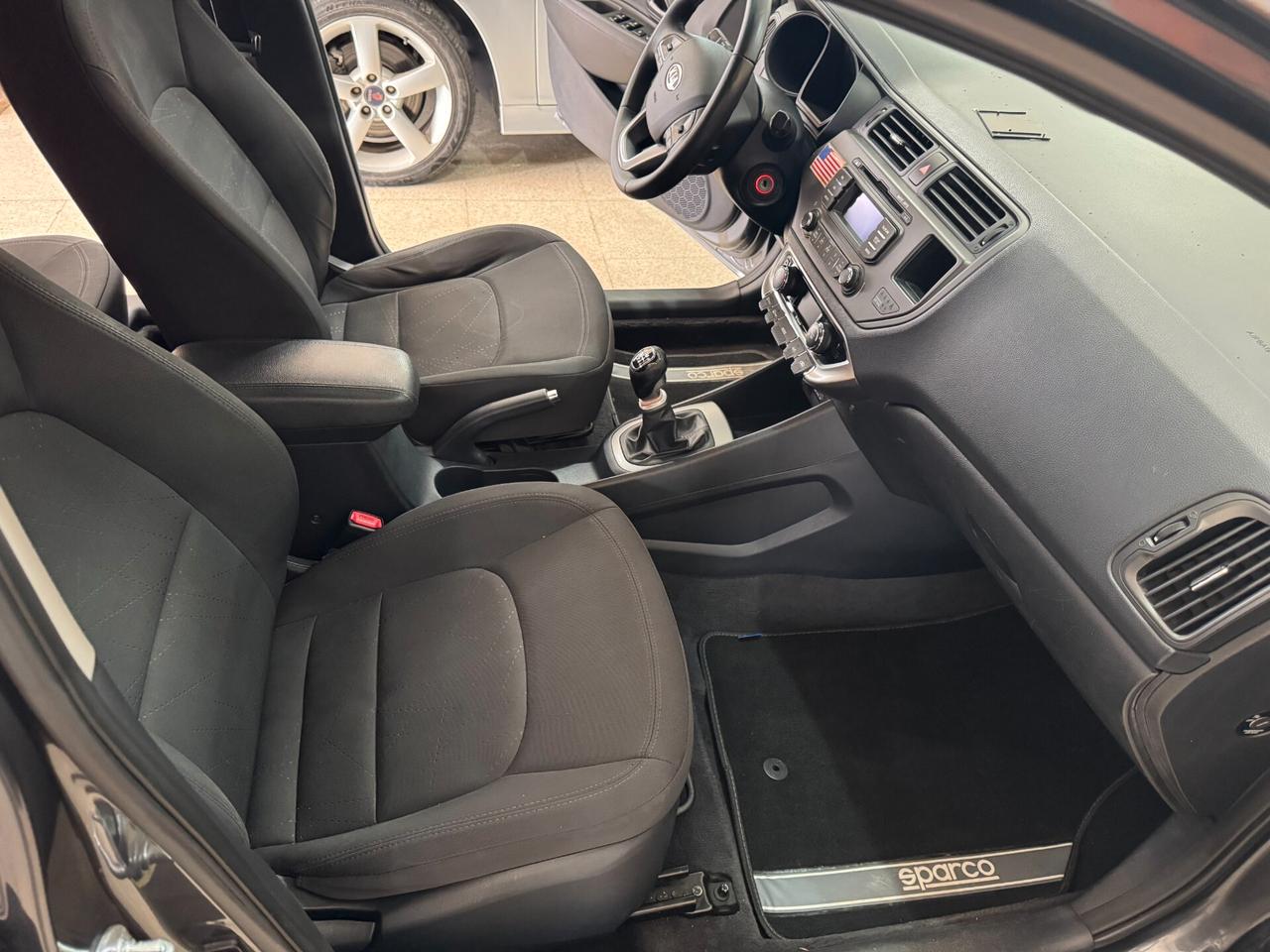 Kia Rio 1.4 CRDi 90 cv. EX PLUS OK NEOPATENTATI