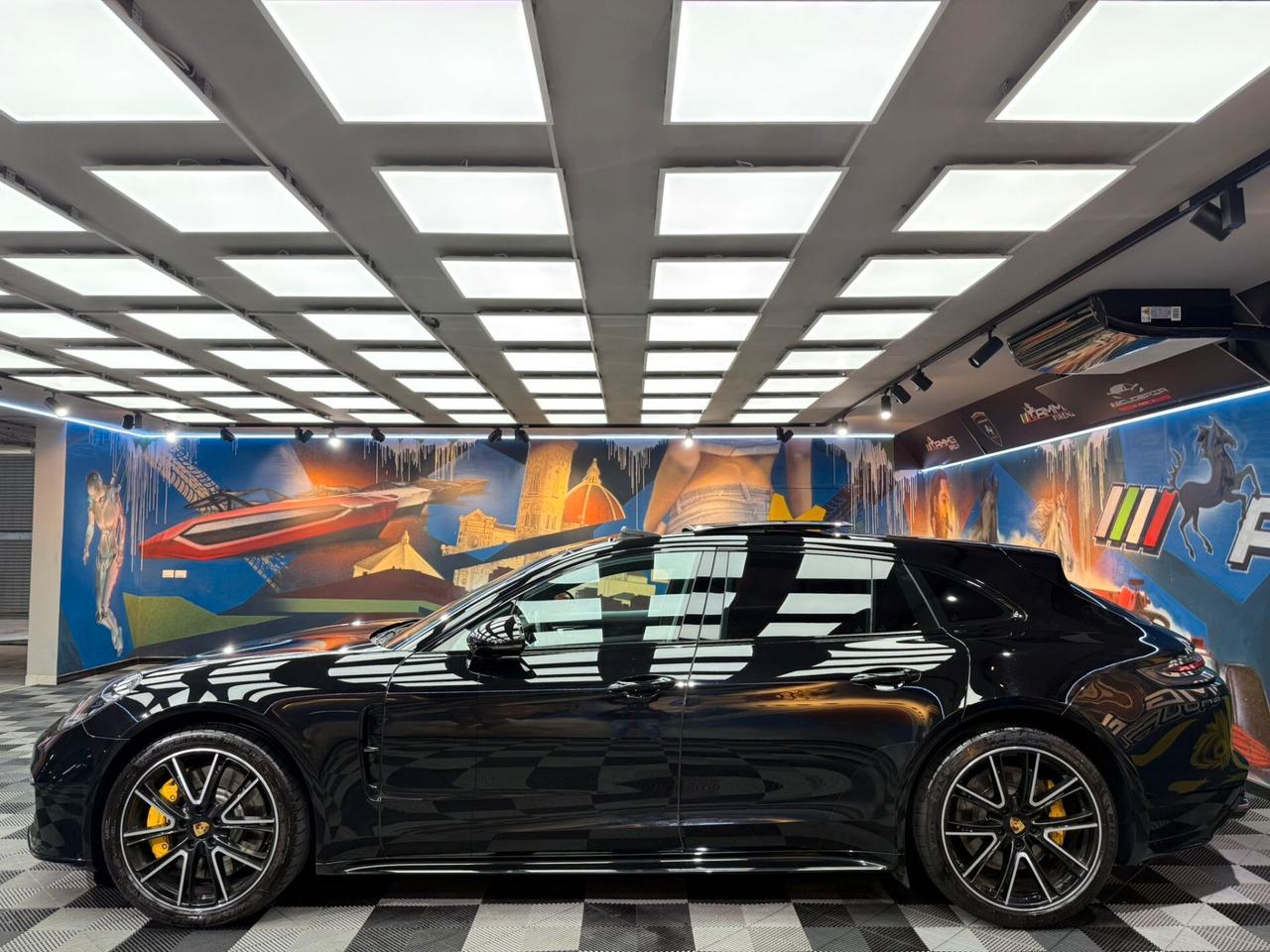 Porsche Panamera 4.0 Turbo Sport Turismo (130)