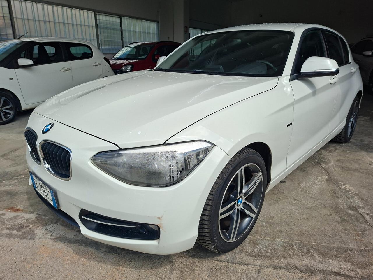 Bmw 118 118d 5p. Sport